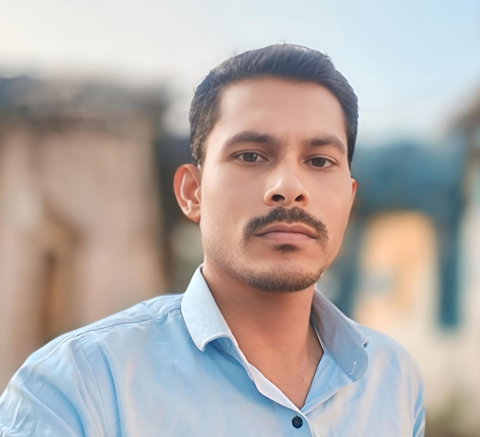 Niraj Ravindra Pawara-Teacher